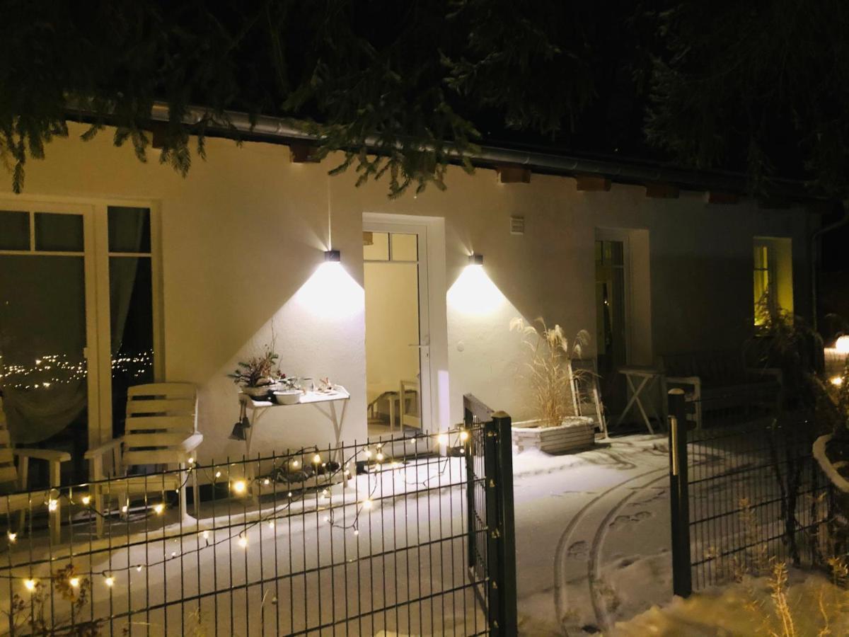 Gartenloft Mit Outdoor Whirlpool Und Garten Petershagen-Eggersdorf Exteriör bild