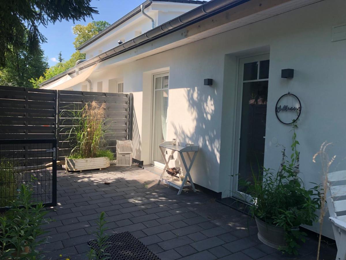 Gartenloft Mit Outdoor Whirlpool Und Garten Petershagen-Eggersdorf Exteriör bild