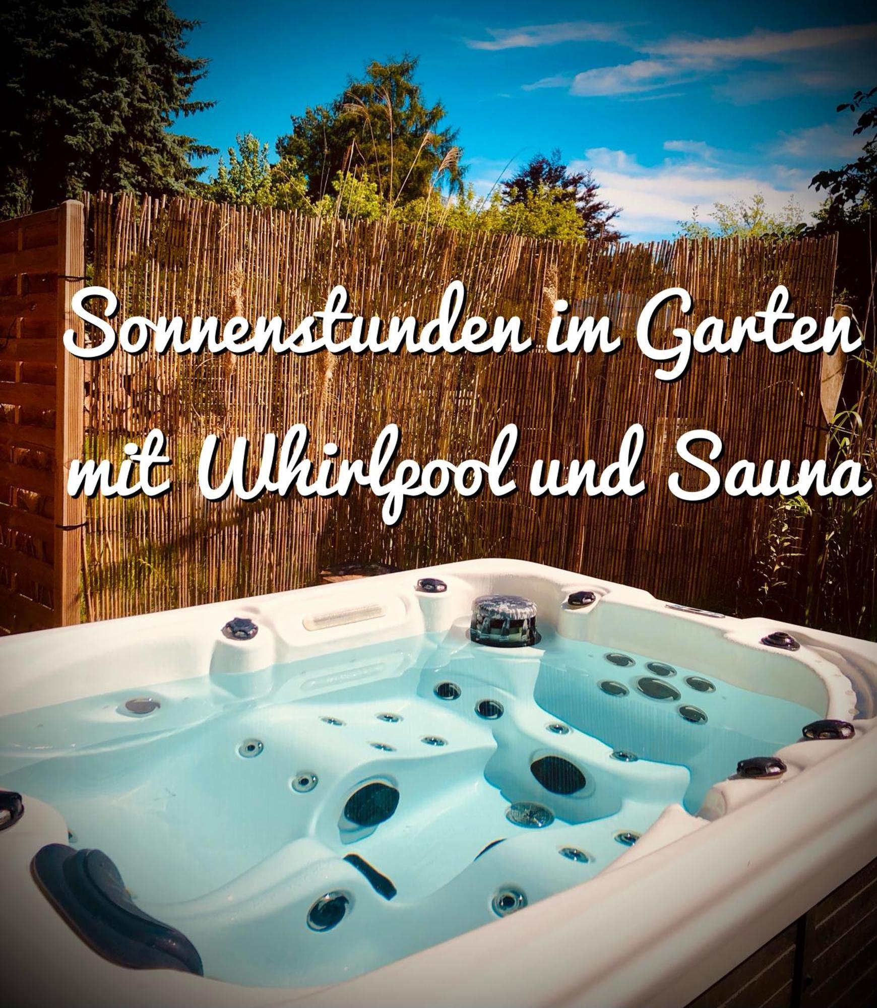 Gartenloft Mit Outdoor Whirlpool Und Garten Petershagen-Eggersdorf Exteriör bild